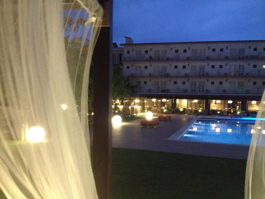 Bazén v ubytování Hostal SolFina nebo v jeho okolí