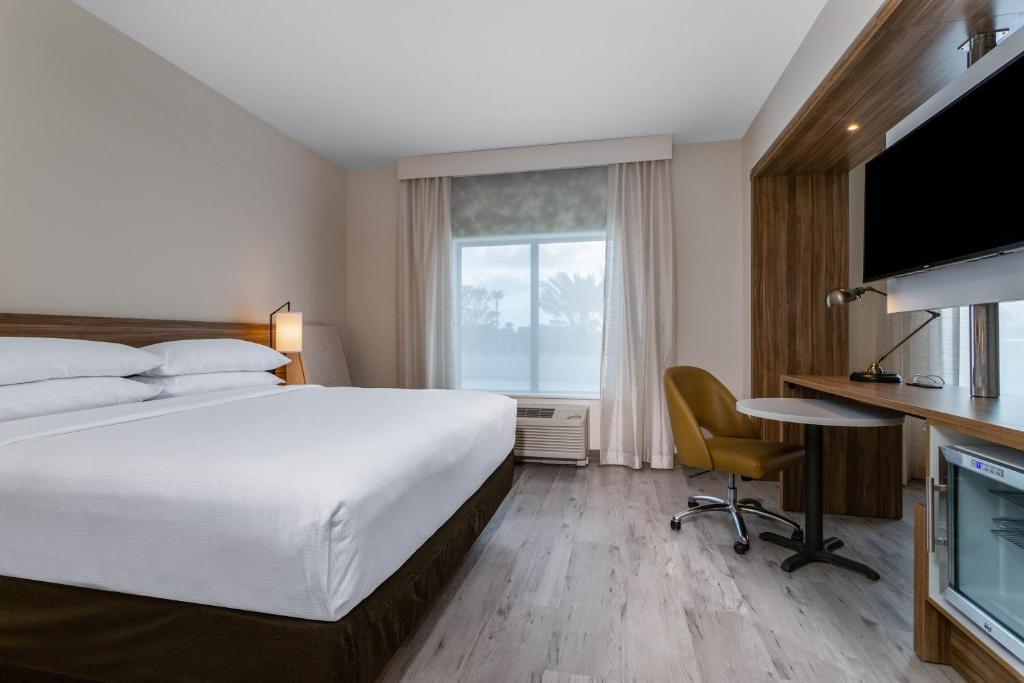 Wyndham Garden Orlando Universal / I Drive photo
