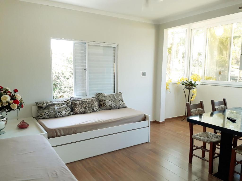 Residencial Lilly - Aptos de 1 e 2 Dorm.
