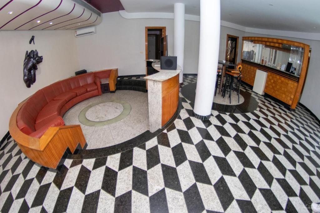  Motel Del Rey