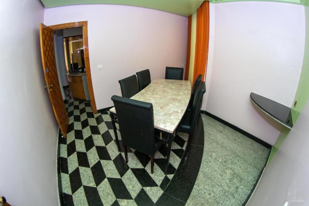  Motel Del Rey