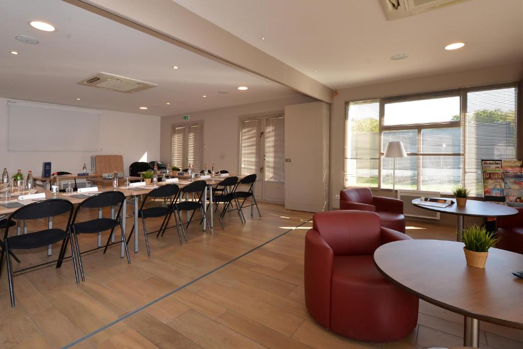 Restaurace v ubytování Campanile Reims Ouest - Tinqueux
