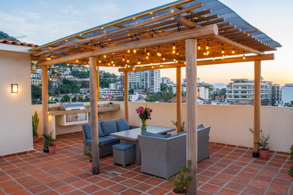 Balkón nebo terasa v ubytování Tres Marias Luxury Suites - Adults Only