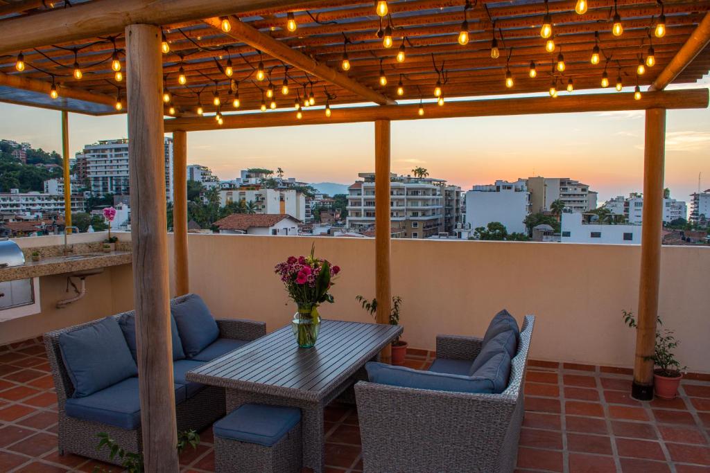 Balkón nebo terasa v ubytování Tres Marias Luxury Suites - Adults Only