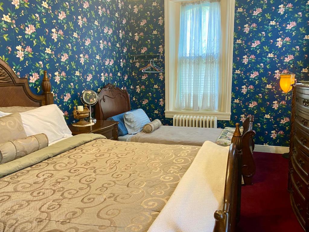 Susquehanna Manor Inn - 