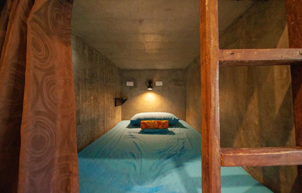 Postel nebo postele na pokoji v ubytování Sunlit Hostel