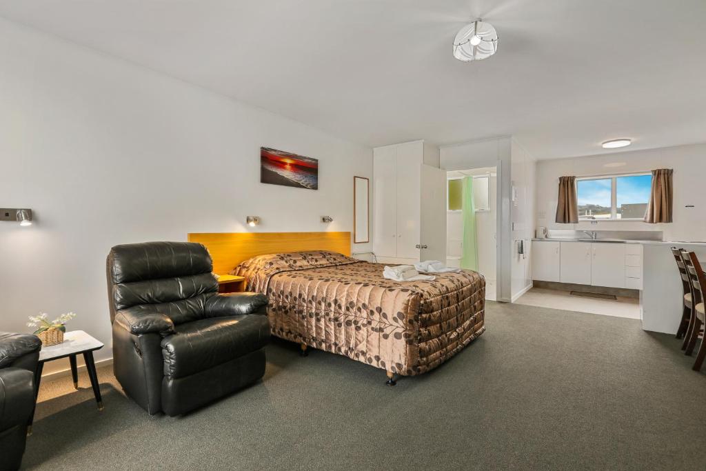 
Studio - Disability Access
