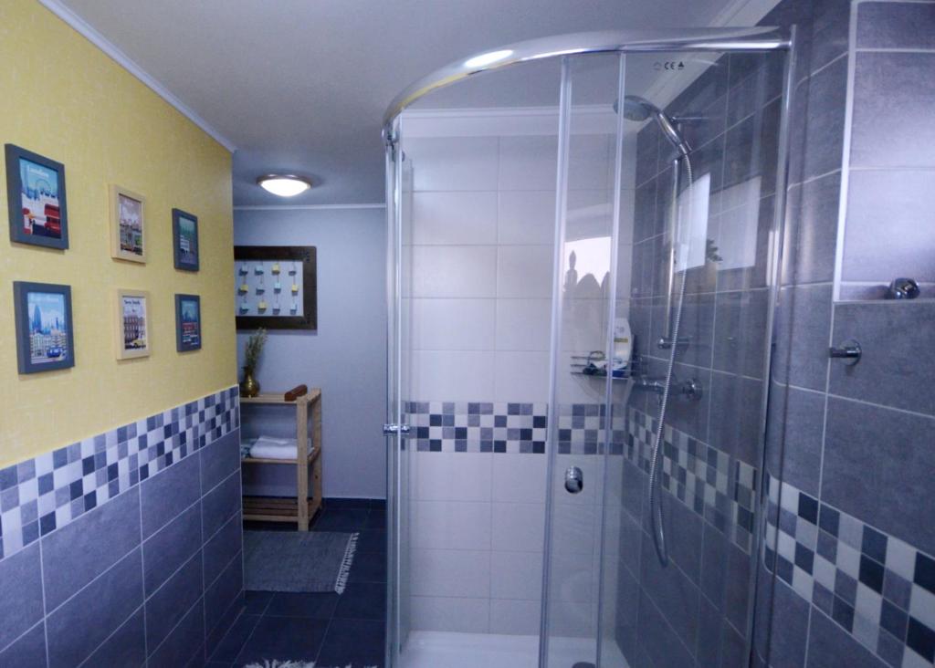 Koupelna v ubytování Štýlový apartmán s vlastnou saunou
