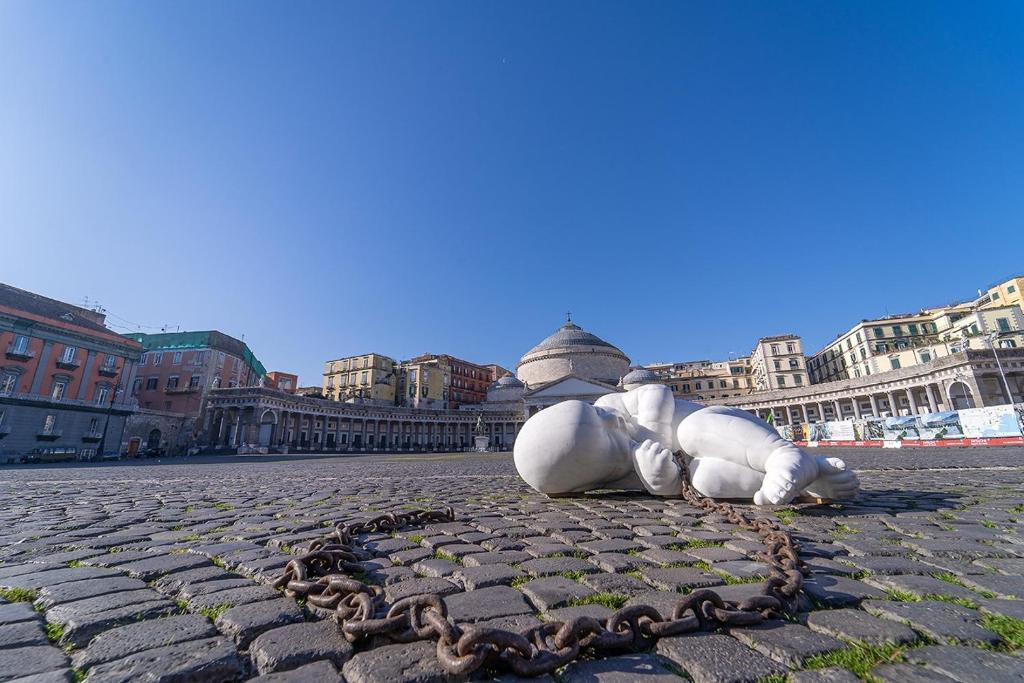 Zdjęcie z galerii obiektu Royal Art H Duomo - Napoli Centro, by ClaPa Group w mieście Neapol