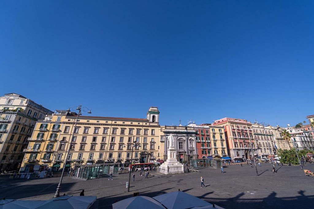 Widok na miasto Neapol z tego pensjonatu