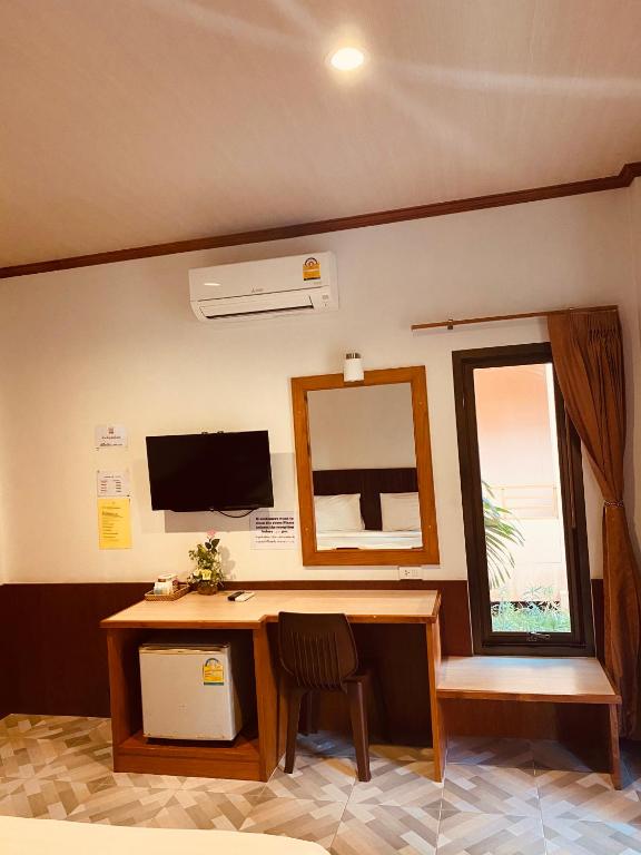 TV a/nebo společenská místnost v ubytování Kaibae Hut Resort