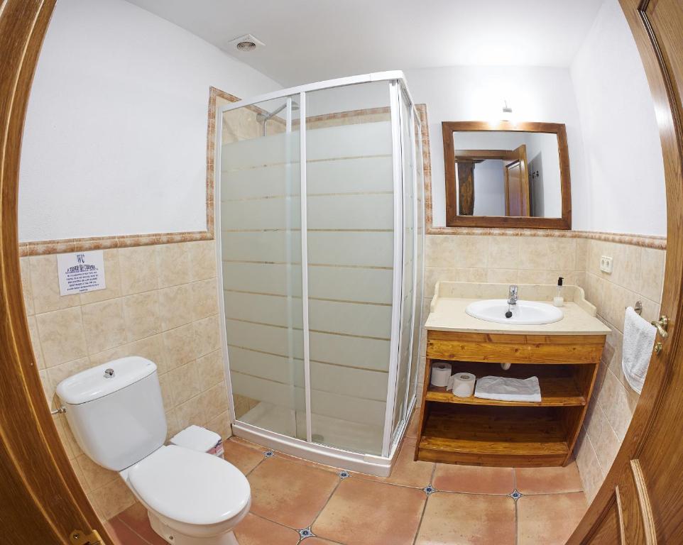 Koupelna v ubytování Casa Rural Borda Lenco