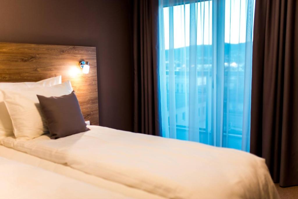 Hotel IN - Twin Room
