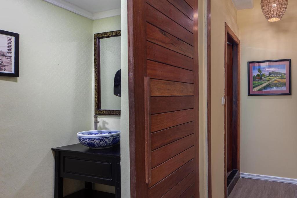Fotografie z fotogalerie ubytování Botum Palace Hotel v Phnompenhu
