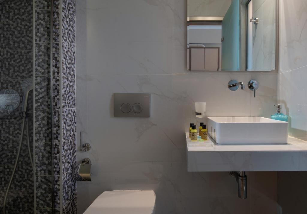 Privilege Luxury Living - 16