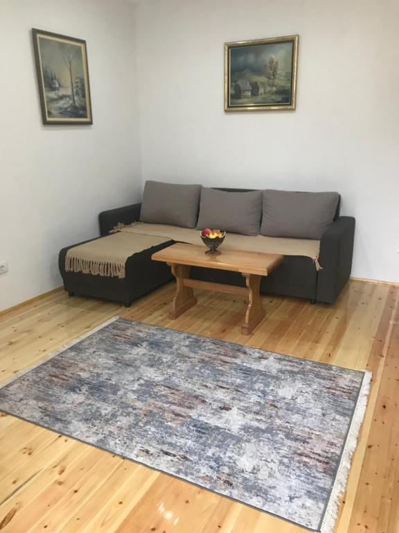 Prostor za sedenje u objektu Stara kuća