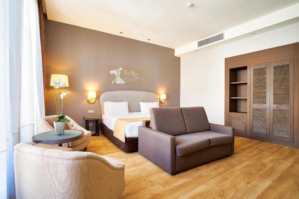 
Double Room with Extra Bed
