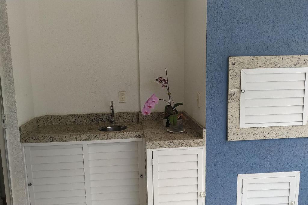  Apartamento em Bombinhas Praia de Bombas para 4 pessoas