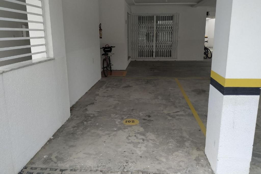  Apartamento em Bombinhas Praia de Bombas para 4 pessoas