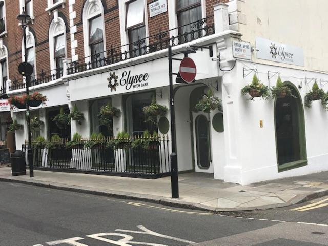 Elysee Hyde Park - Resim 25