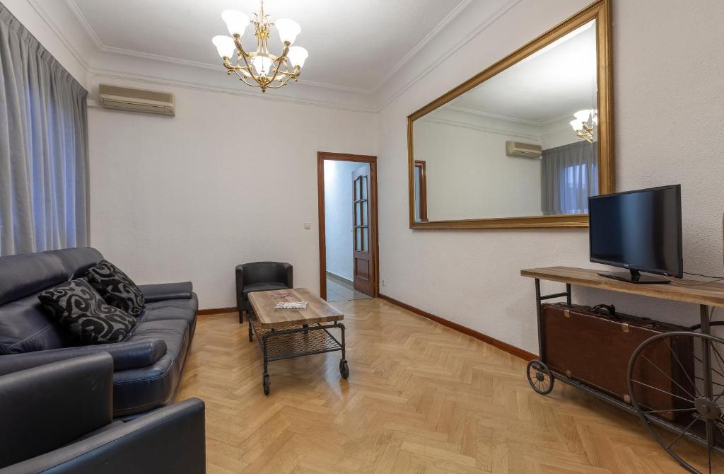 Hostal María Luisa - Resim 24