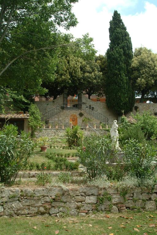 Vonkajšia záhrada v ubytovaní Villa Palagione Centro Interculturale