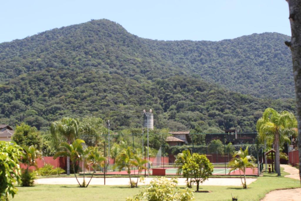  Casa em Condomínio com Piscina - Residencial Maresias 50 m da Praia