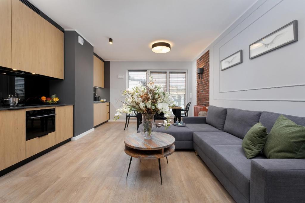 Kuchyňa alebo kuchynka v ubytovaní Exclusive Apartments Mostowa by Renters Prestige