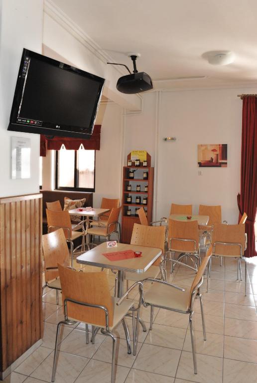 Gallery image of Hotel Ballas in Agria