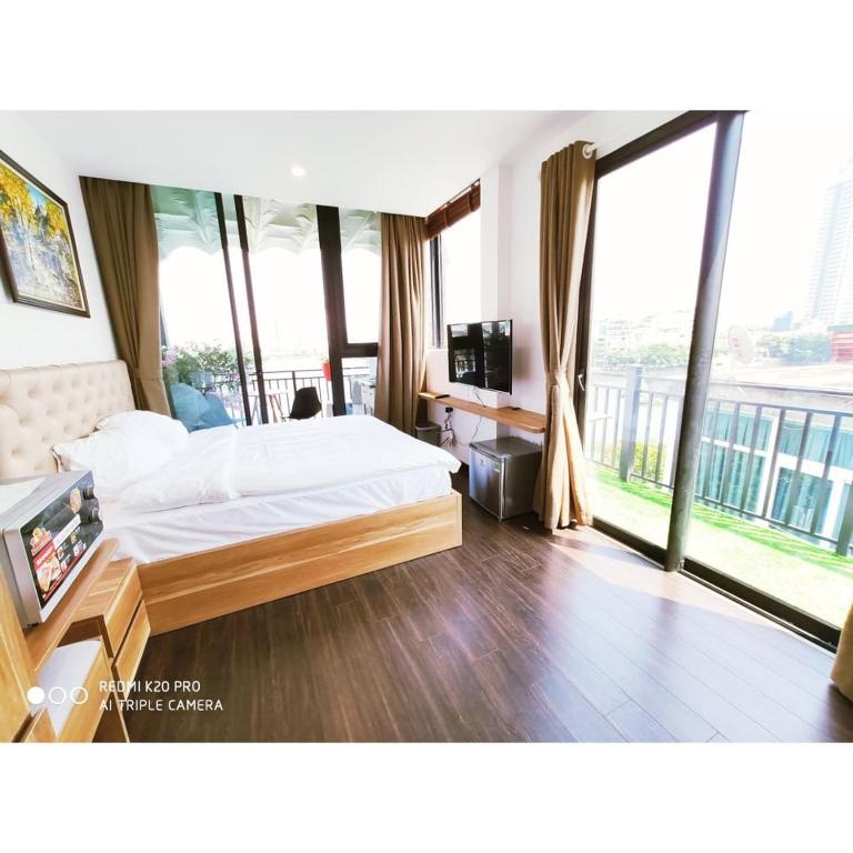 Truc Bach Lakeview Studio