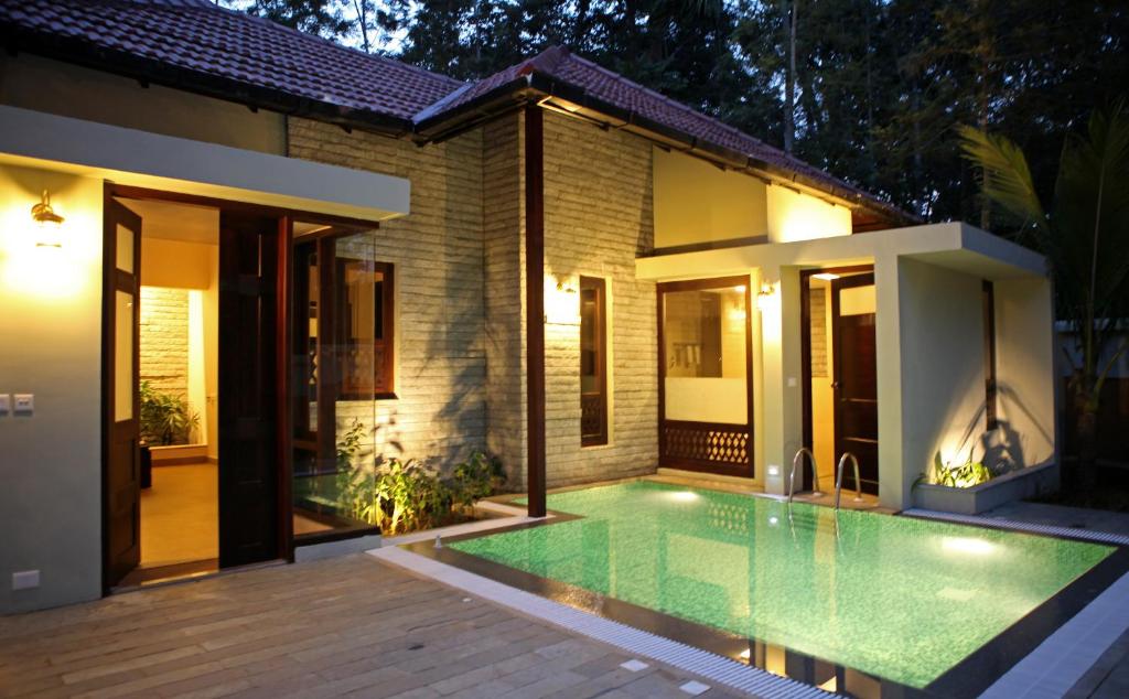 Greenwoods Resort, Thekkady - 高级池套房