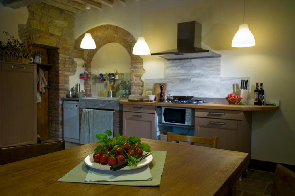 Kuchyňa alebo kuchynka v ubytovaní Agriturismo Podere Costarella