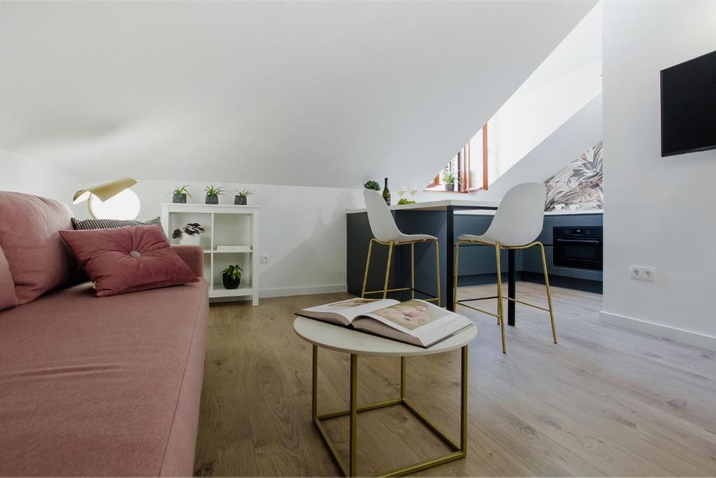 Inn by the River - Deluxe Suite