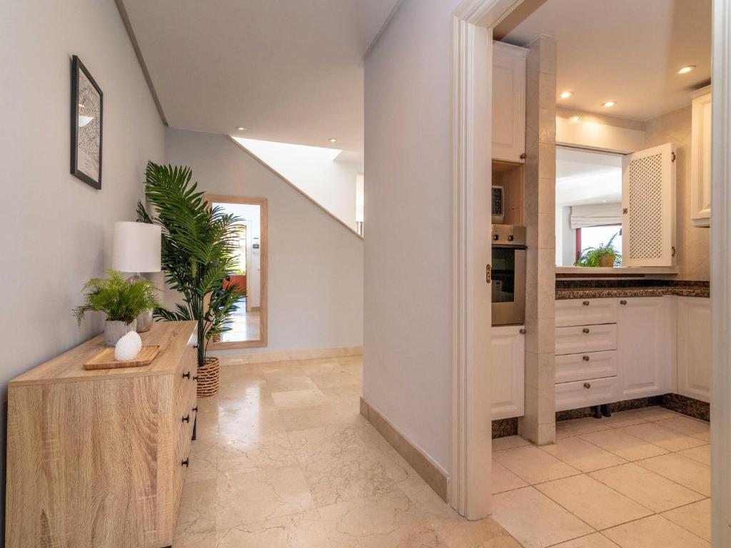 Kuchyň nebo kuchyňský kout v ubytování VACATION MARBELLA I La Alzambra Peaceful Hideaway with Sea views