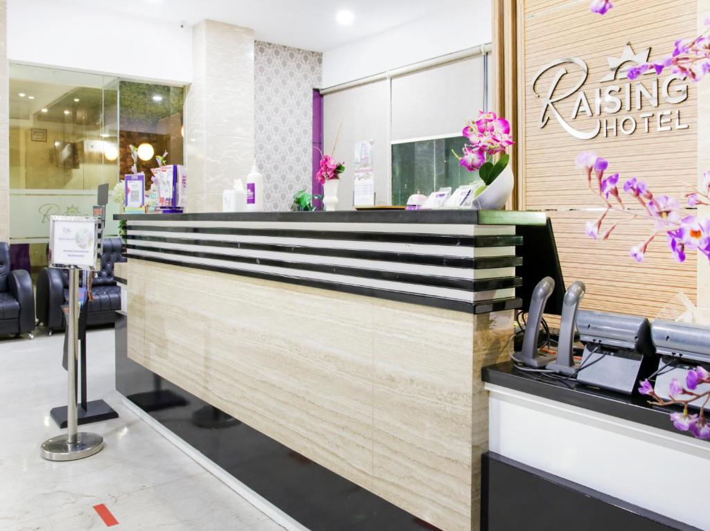 Capital O 454 Raising Hotel