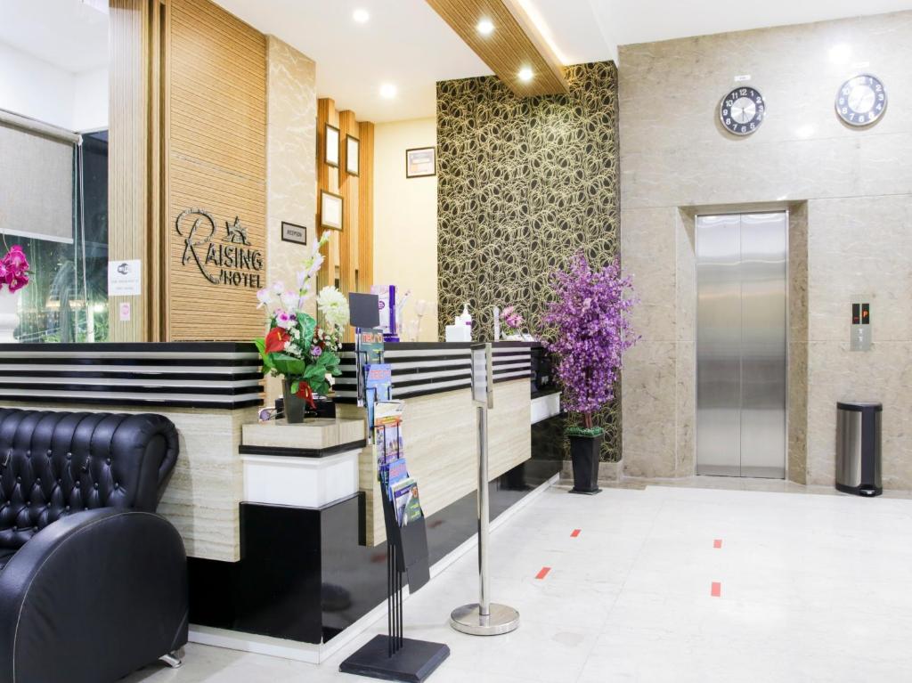 Capital O 454 Raising Hotel