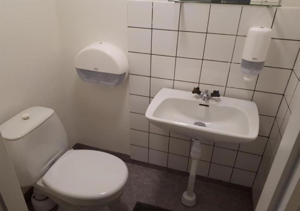 Koupelna v ubytování STF Kalix Vandrarhem