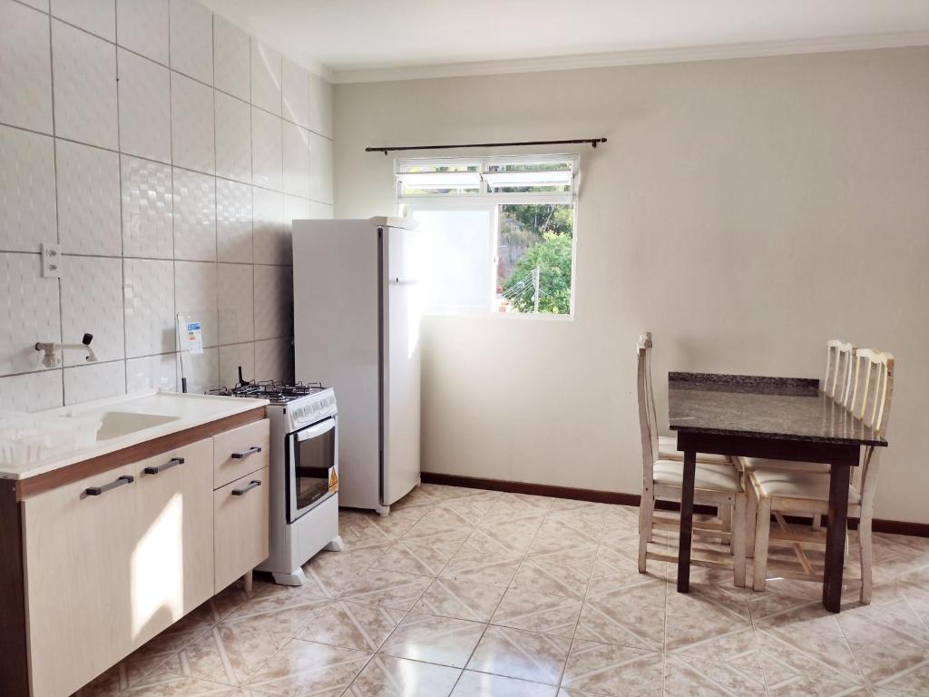  Residencial Lilly - Aptos de 1 e 2 Dorm.
