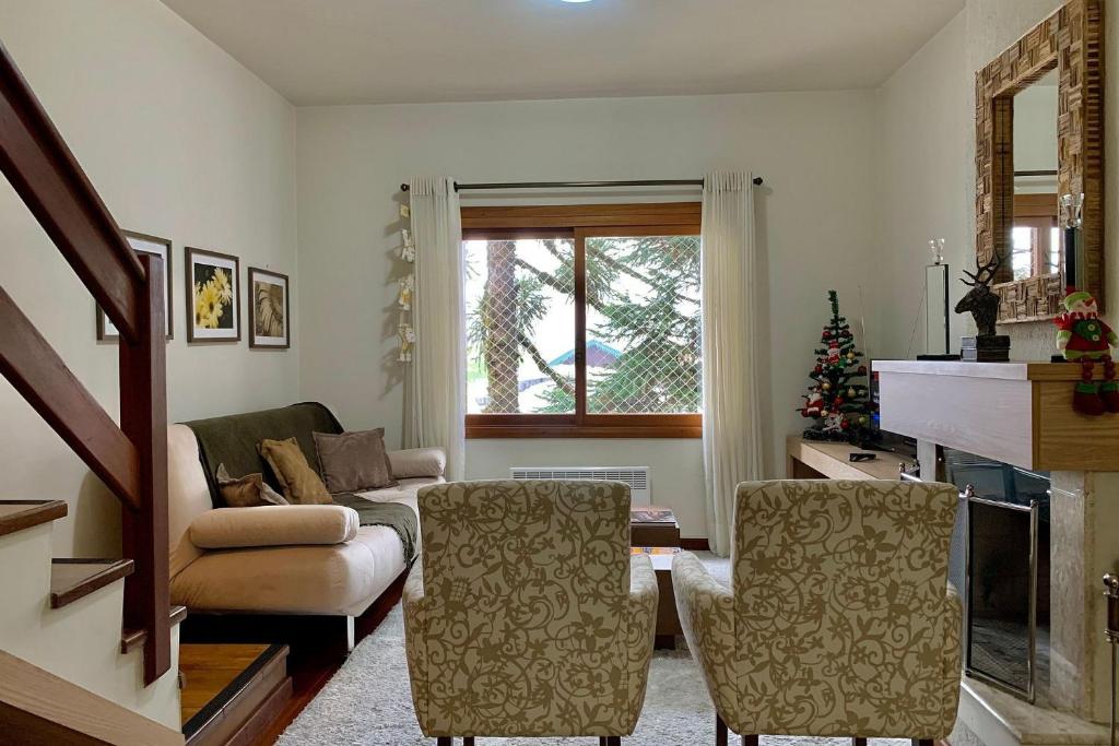 Solar das Orquídeas 201 - Gramado 250 metros da Rua Coberta  Solar das Orquídeas 201 - Gramado 250 metros da Rua Coberta