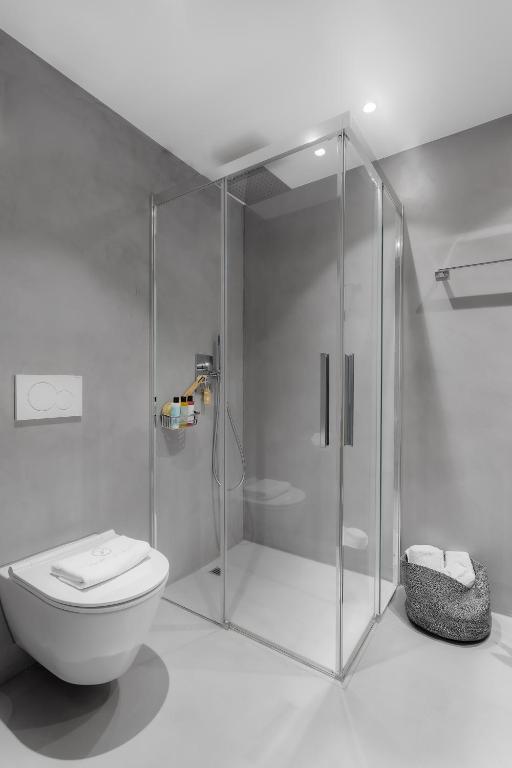 Uma casa de banho em VISIONAPARTMENTS Vevey - contactless check-in