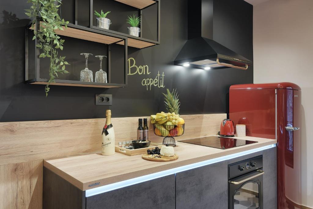 Kuchyň nebo kuchyňský kout v ubytování Apartment De Ville 2020 with free parking
