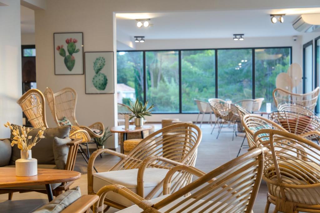 Posezení v ubytování SOWELL HOTELS La Plage