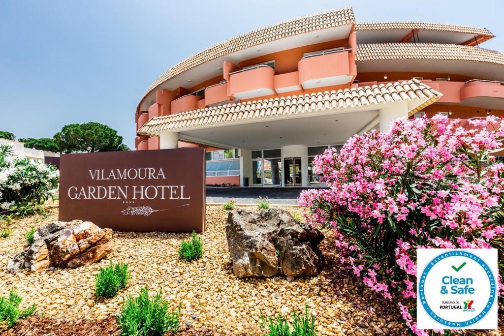 Certifikát, hodnocení, plakát nebo jiný dokument vystavený v ubytování Vilamoura Garden Hotel