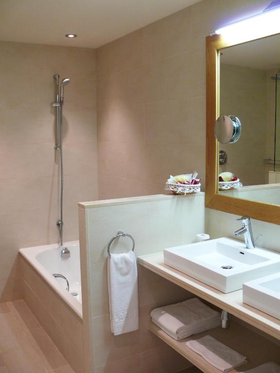 Koupelna v ubytování Hotel Llafranch