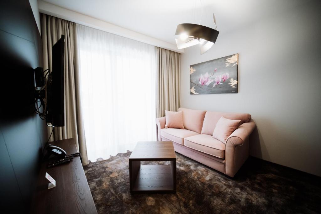 Χώρος καθιστικού στο Hotel Barcode Wellness & Spa