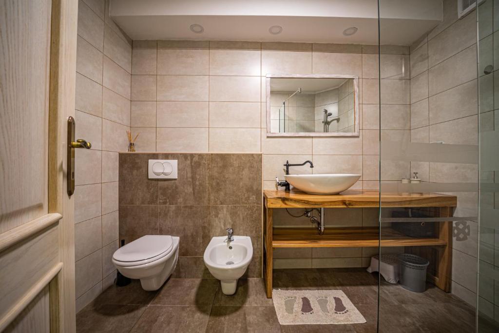 Kúpeľňa v ubytovaní Villa Campiello heated pool