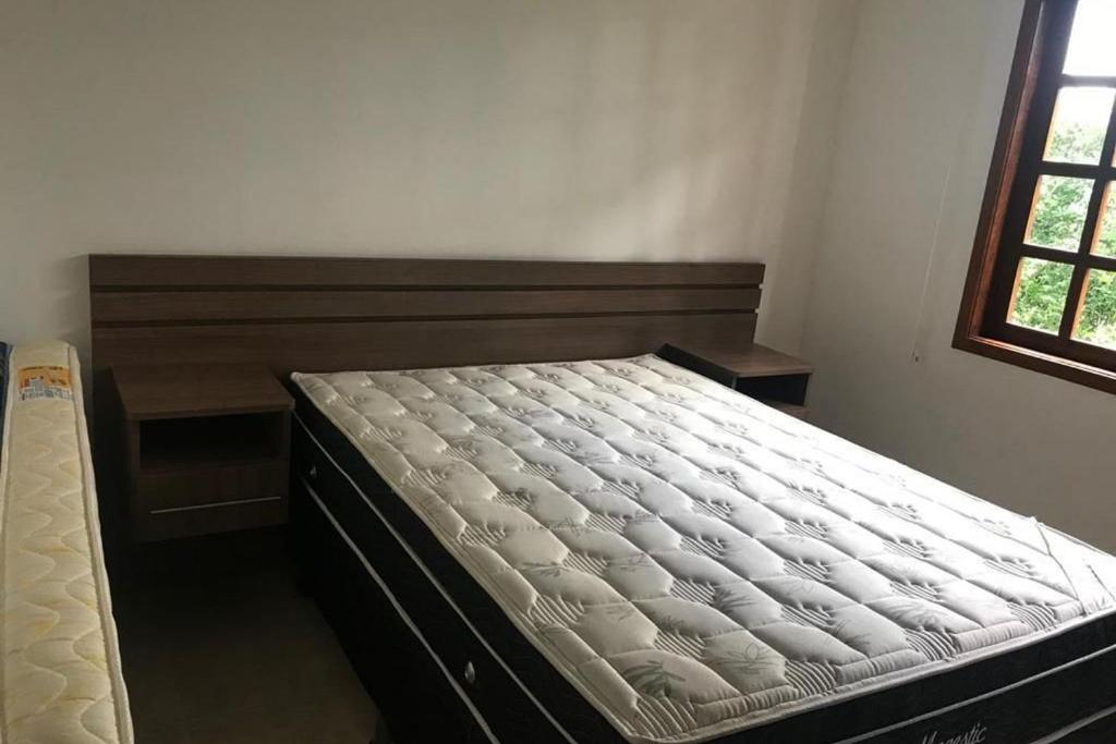 LINDA CASA EM CONDOMINIO EM MANGUINHOS 4qts