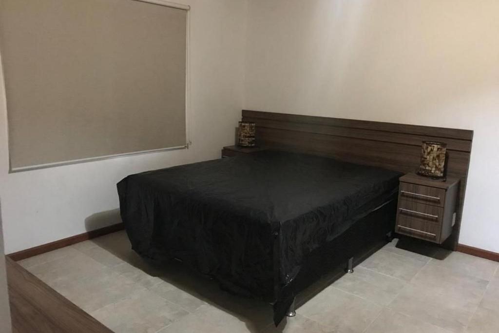  LINDA CASA EM CONDOMINIO EM MANGUINHOS 4qts