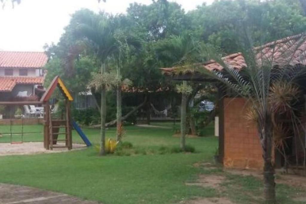  LINDA CASA EM CONDOMINIO EM MANGUINHOS 4qts