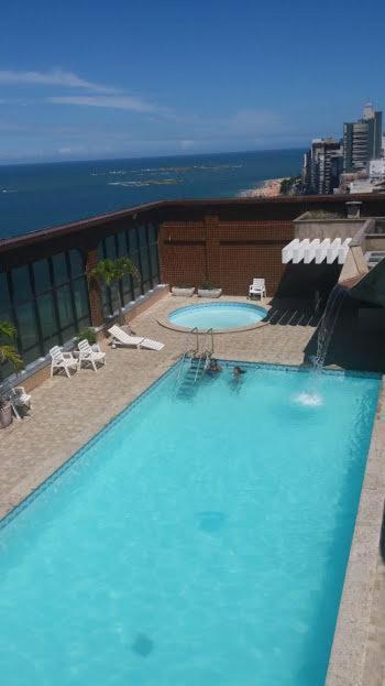  Apartamento 2 quartos de frente para o mar